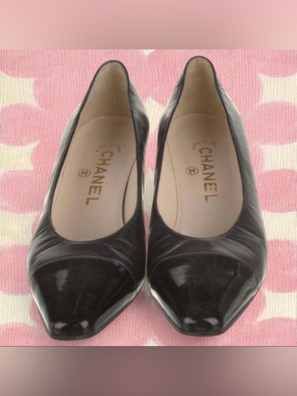 chanel black cap toe heels vintage
•size 37 - Picture 4 of 5